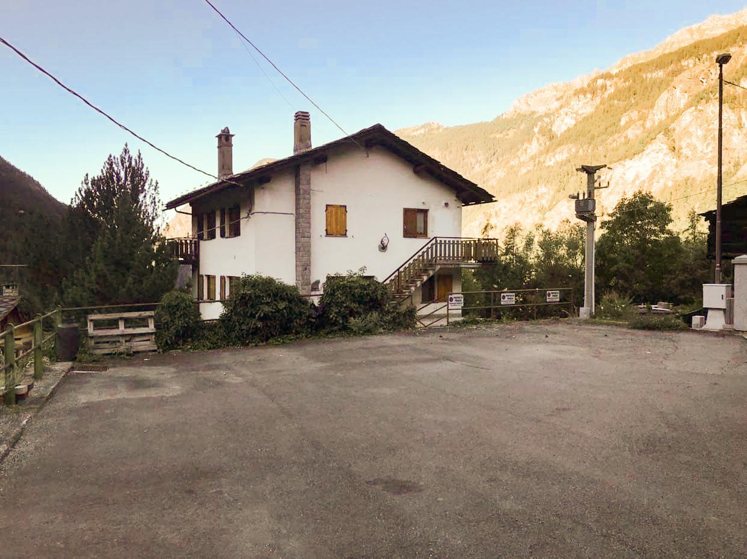 Relax & Sports -Cervinia- Maison Valtournenche Ngoại thất bức ảnh